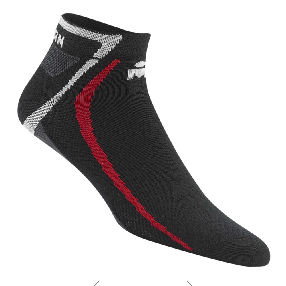 Nwt. Wigwam Ironman wigwam fitness socks. 4 pair